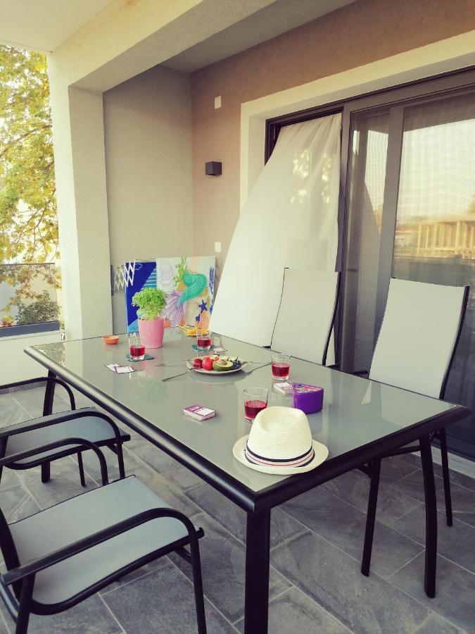 Garden Apartments เกราโมตี ภายนอก รูปภาพ